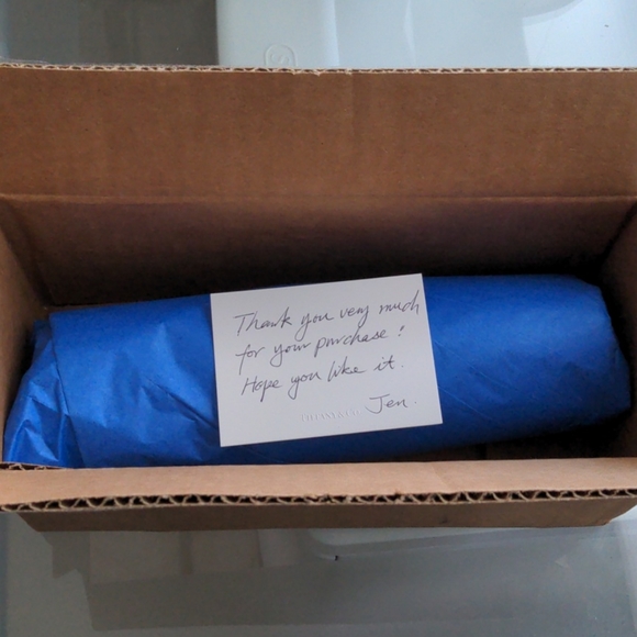 Meet your Posher, Jen - Picture 3 of 3